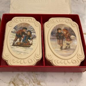 NIB Vintage Avon Winter Frolics 70s Limited Edition Holiday Collectible Soap